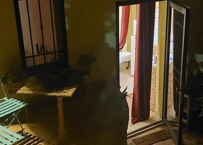 Monte Degli Elci 住宿加早餐酒店 Toffia